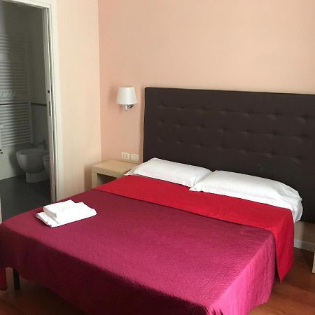 Elle Cavour Guest House Rome Exterior photo